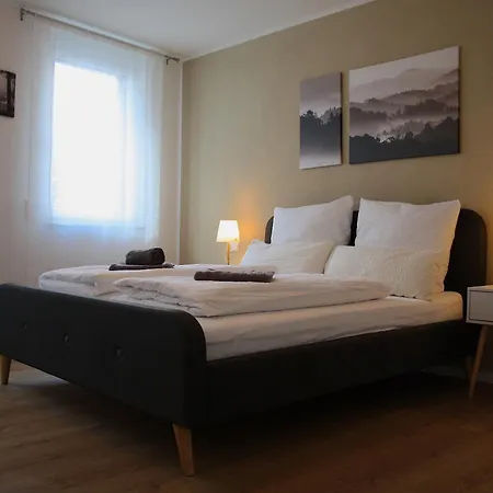 Cloudcabins - Marktplatz Apartamento Dornstetten