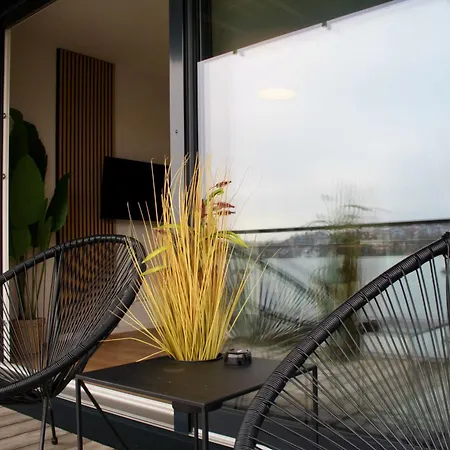 Cloudcabins - Marktplatz